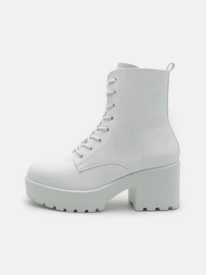 Botki na platformie Koi Footwear