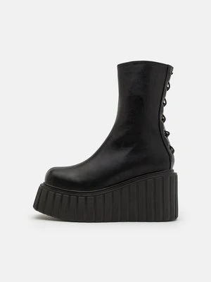 Botki na platformie Lamoda