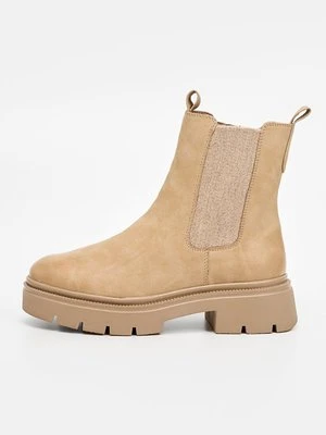 Botki na platformie marco tozzi