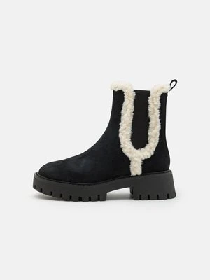 Botki na platformie MICHAEL Michael Kors