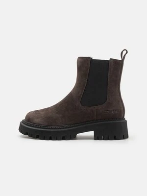 Botki na platformie Napapijri