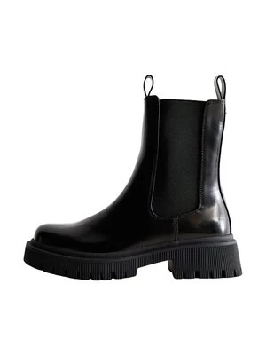 Botki na platformie New Look