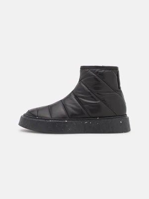 Botki na platformie Oa non fashion