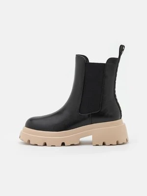 Botki na platformie Pepe Jeans