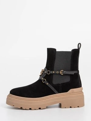 Botki na platformie pinko