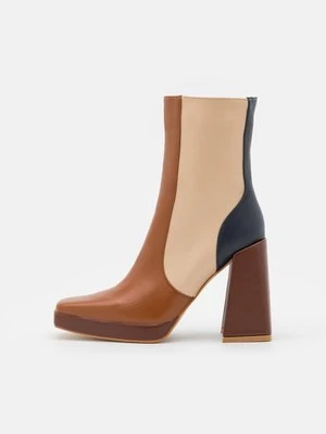 Botki na platformie Raid