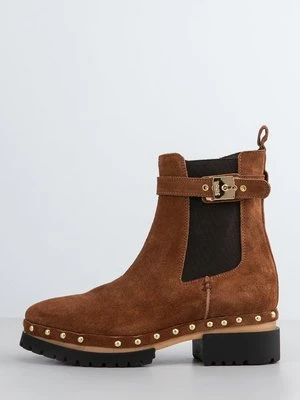 Botki na platformie Scholl