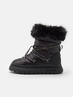 Botki na platformie Steve Madden