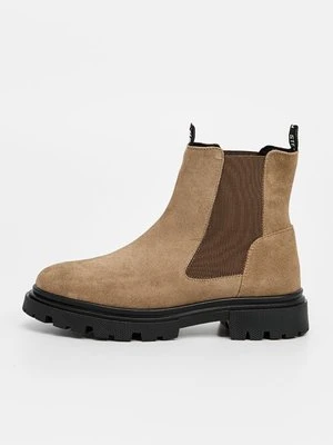 Botki na platformie Steve Madden