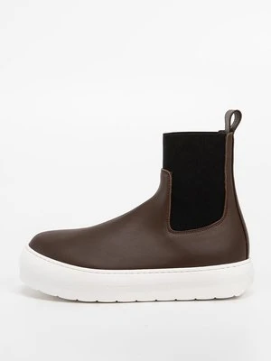 Botki na platformie Sunnei