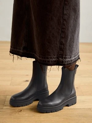 Botki na platformie tamaris