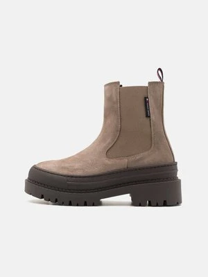 Botki na platformie Tommy Jeans