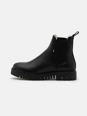 Botki na platformie Tommy Jeans
