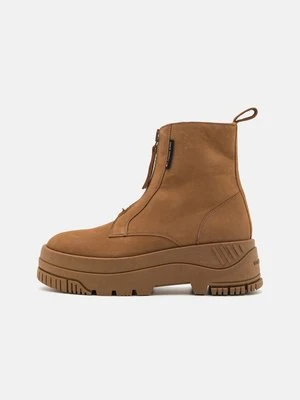 Botki na platformie Tommy Jeans