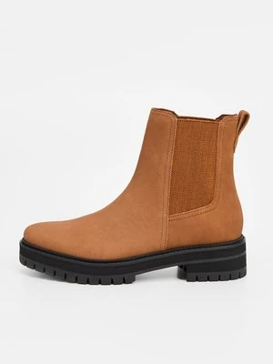 Botki na platformie TOMS