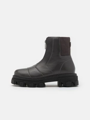 Botki na platformie Topshop