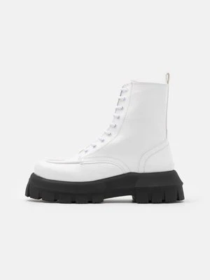 Botki na platformie Topshop
