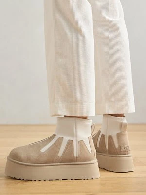 Botki na platformie Ugg