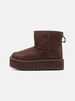 Botki na platformie Ugg