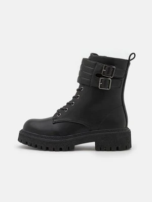 Botki na platformie Vero Moda