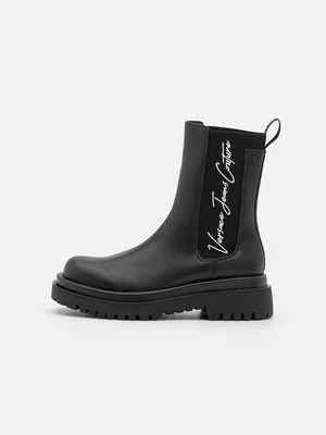 Botki na platformie Versace Jeans Couture