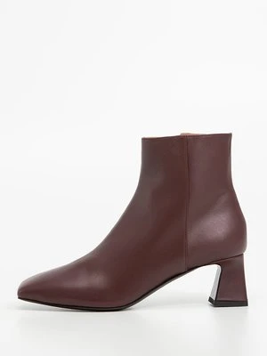 Botki Pollini