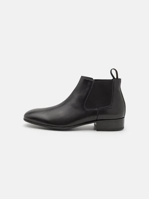 Botki Stuart Weitzman