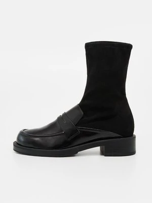 Botki Stuart Weitzman czarny