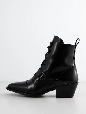 Botki sznurowane AllSaints