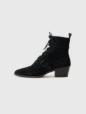 Botki sznurowane AllSaints