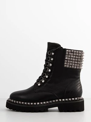 Botki sznurowane Alma en Pena