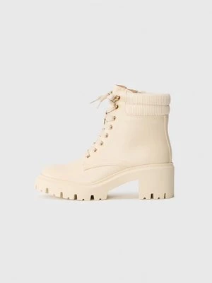 Botki sznurowane Anna Field