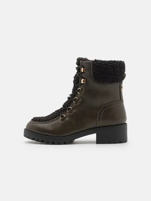 Botki sznurowane Anna Field