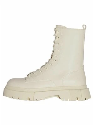 Zdjęcie produktu Botki sznurowane Bershka