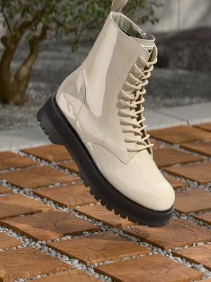 Botki sznurowane DKNY