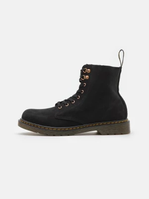 Botki sznurowane Dr. Martens czarny