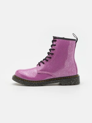 Botki sznurowane Dr. Martens różowy