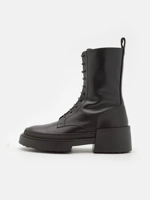 Botki sznurowane Emporio Armani