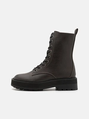 Botki sznurowane Even&Odd