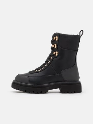 Botki sznurowane Even&Odd Wide Fit