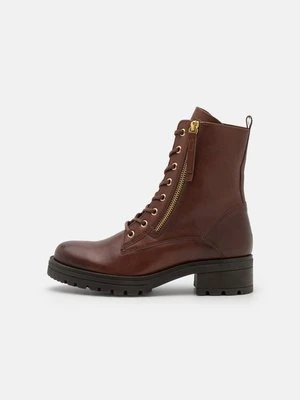 Botki sznurowane Gabor Comfort