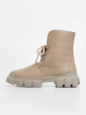 Botki sznurowane Högl