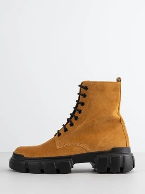 Botki sznurowane Högl