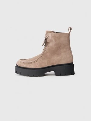 Botki sznurowane HUGO