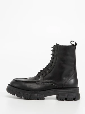 Botki sznurowane Jonak