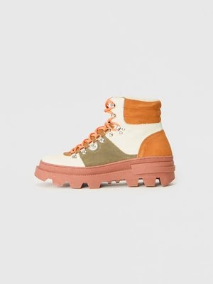 Botki sznurowane Lazamani