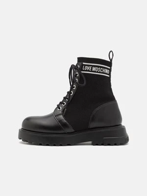 Botki sznurowane LOVE MOSCHINO czarny