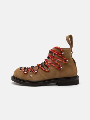 Botki sznurowane Moschino