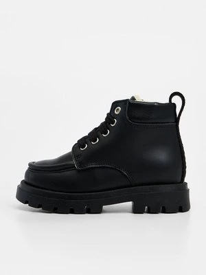 Botki sznurowane Moschino