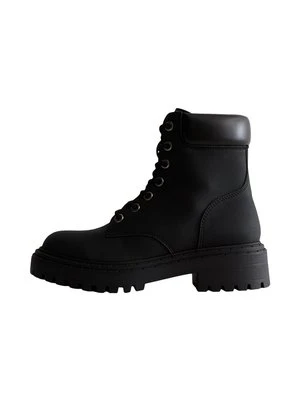 Botki sznurowane New Look